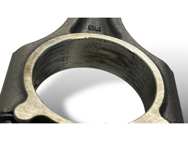 Píst D4FB Hyundai i30 pro naftový motor 1.6 D4FB CRDi