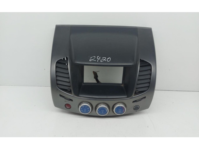 Блок управления климат-контролем 5037224103 Mitsubishi L200