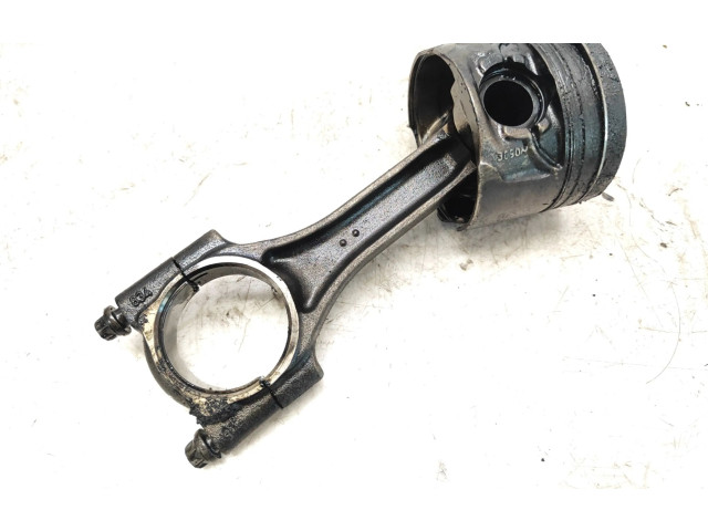 Píst N053E BMW 1 F20 F21 pro naftový motor 1.5 B37D15