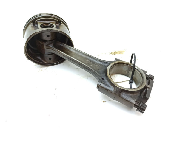  Поршень с шатуном  EAC1868, SDF30  Jaguar XJS  