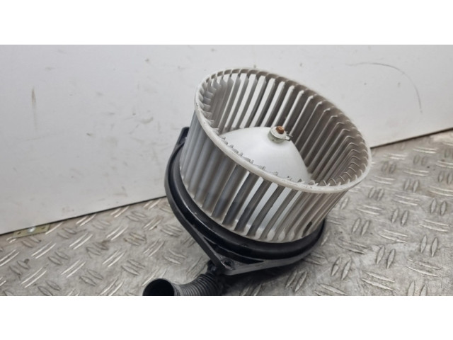 Вентилятор печки    5027261750, 8940007060   Subaru Impreza III