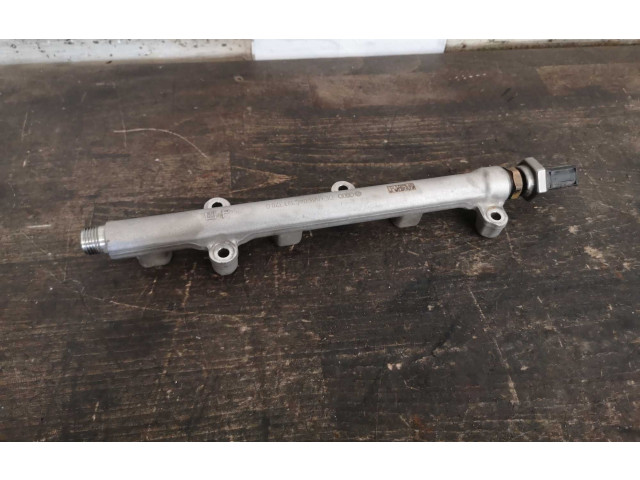 Vstřikovací lišta 04C133320G, 04C133320G Volkswagen T-Roc DKRF