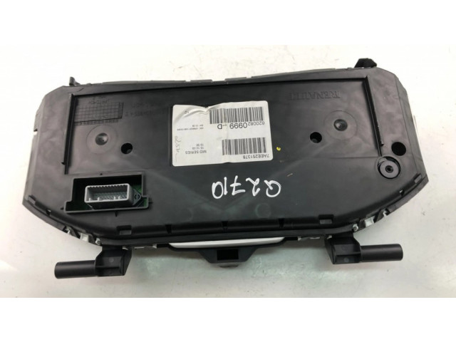 Панель приборов 8200820999D Renault Clio III