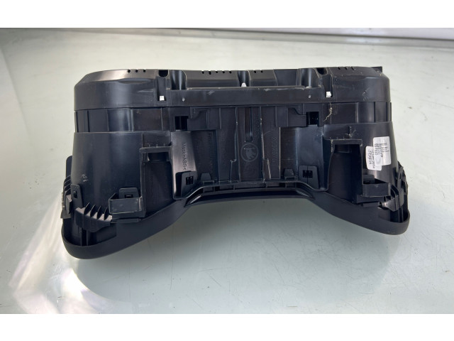 Панель приборов 5E0920951E   Skoda Octavia Mk3 (5E)       