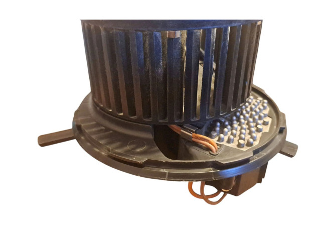 Вентилятор печки    698811, N031264P   Volkswagen Touran I