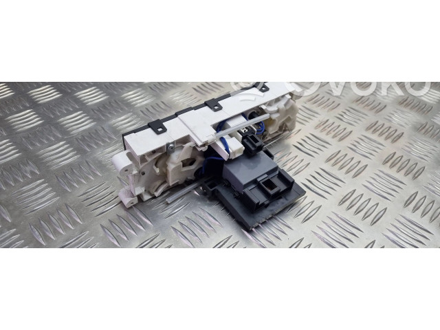 Блок управления климат-контролем    Subaru Forester SF