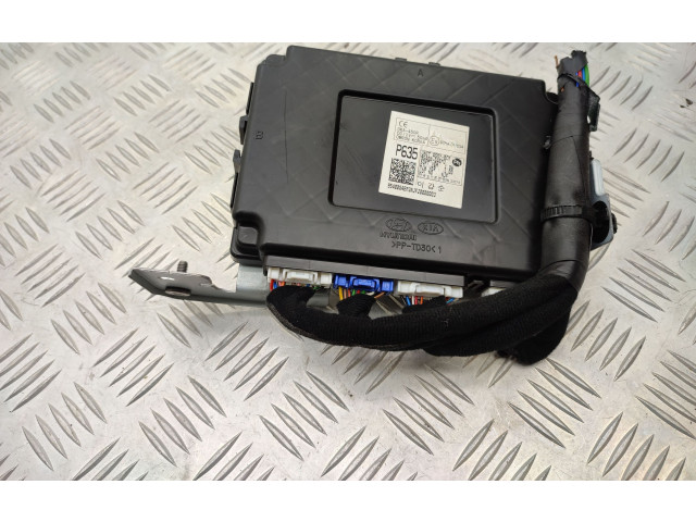 Řídící jednotka 391992U000, 91950G4350 Hyundai i30 2019