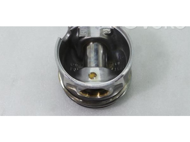  Поршень  79L94  Audi A3 S3 8P  