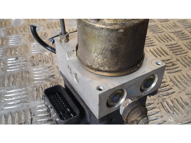 Блок АБС A104400134, CB80437AZ   Mazda  Premacy  