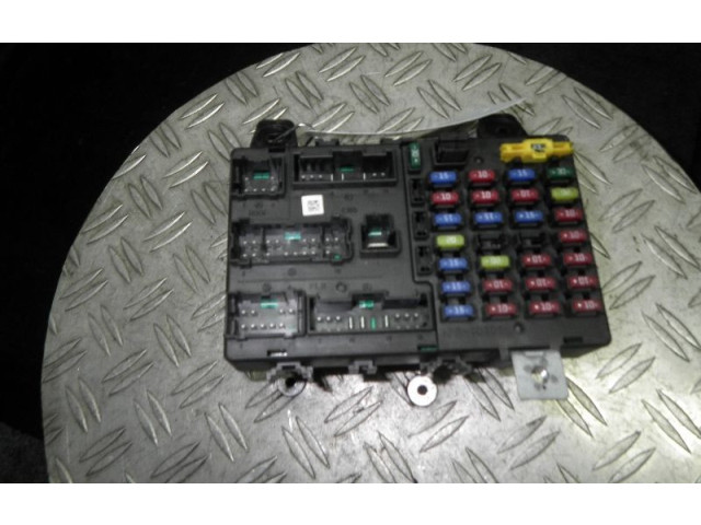 Блок предохранителей 911981C020 Hyundai Getz