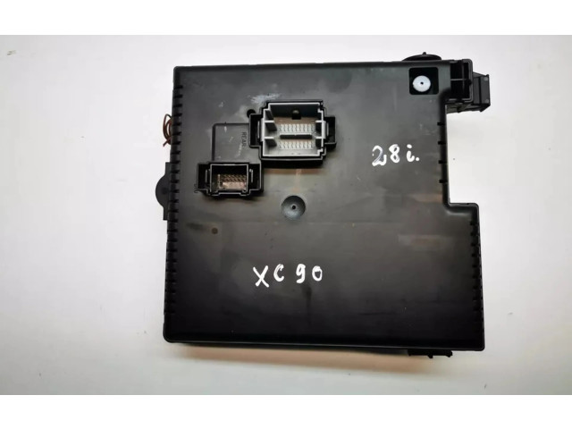 Блок предохранителей 30728512, 30728273 Volvo XC90