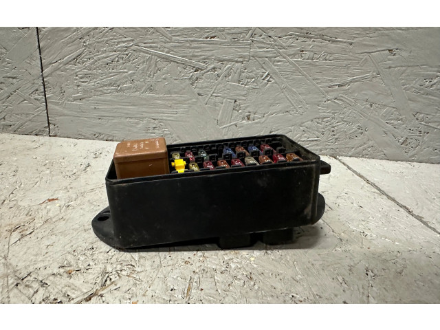 Блок предохранителей LJE2800AB, 174900111200 Jaguar XK8 - XKR