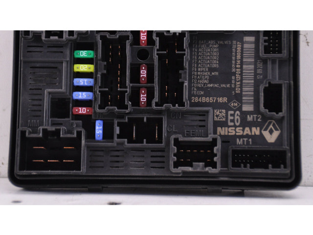 Блок предохранителей 284B65716R   Dacia Sandero III    