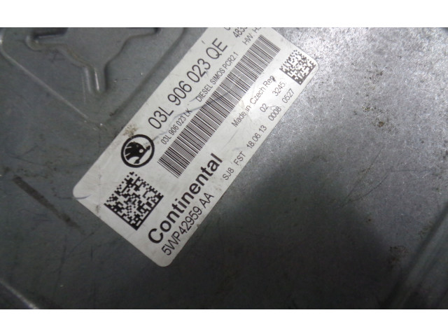 Řídící jednotka 03L906023Q   Skoda Rapid (NH) 2014