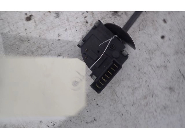 Ручка стеклоочистителей 7701047265   Renault Trafic I