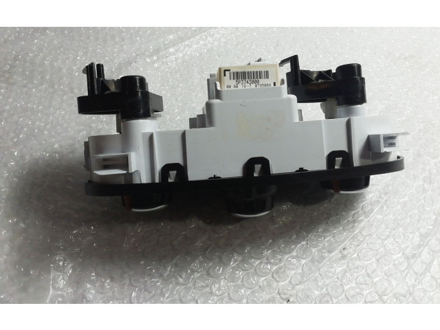 Блок управления климат-контролем 5P3741700   Dacia Lodgy