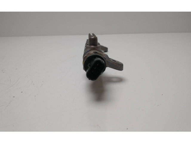 Топливная рампа 0445214192, 55215208 Fiat Linea 1.6