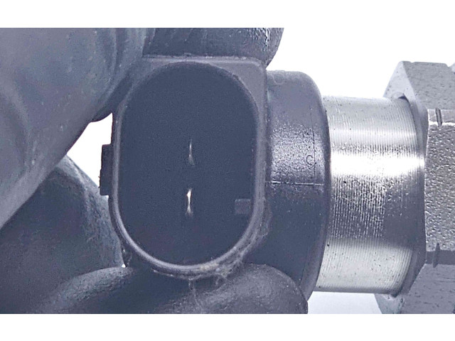 Жиклер (жиклеры) (форсунка (форсунки) 03L130277B Skoda Octavia Mk2 (1Z)