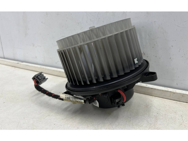 Вентилятор печки  52426734   Opel Meriva B 