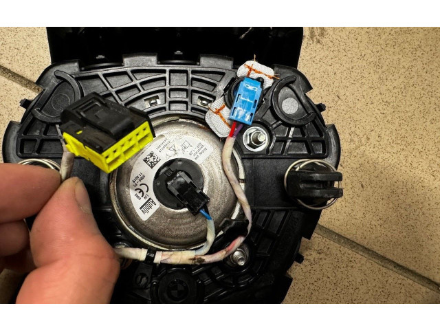 Volant BMW 7 G11 G12 2015 B1628891850, 33687683501