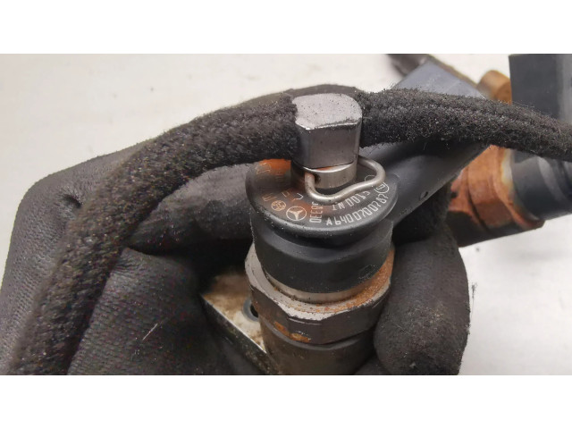 Vstřikovač A6400700787 Mercedes-Benz A W169 pro naftový motor 2.0