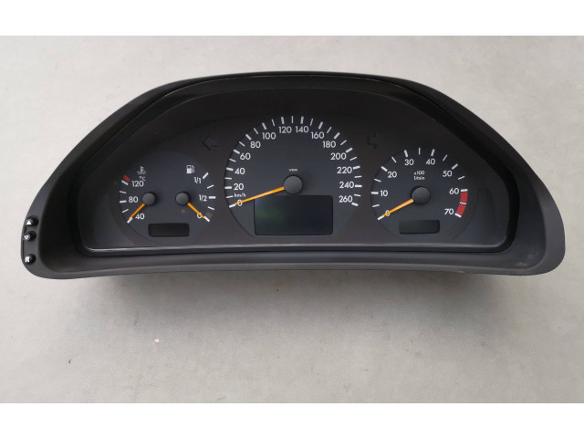 Přístrojová deska Mercedes-Benz CLK A209 C209 2002 A2085403911, 110008915028