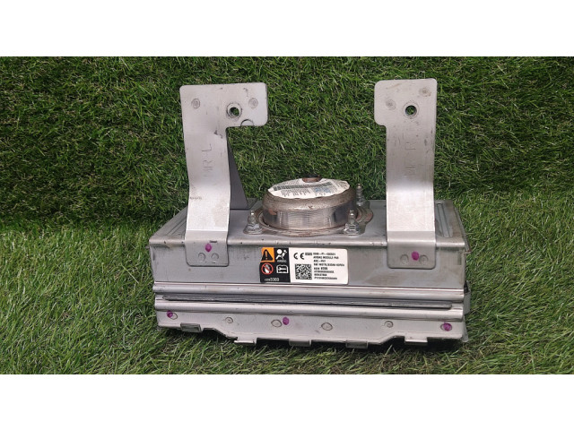 Подушка безопасности пассажира 95368705, 688437698 Chevrolet Spark