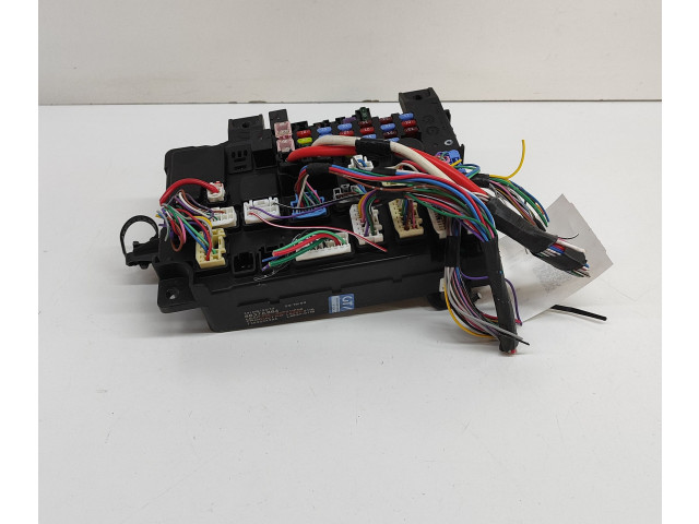 Блок предохранителей 8637A864 Mitsubishi Outlander