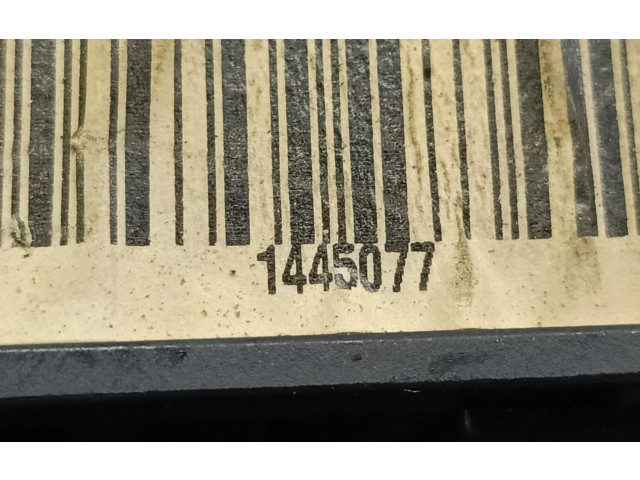 Блок предохранителей 1445077 Audi A3 S3 8L