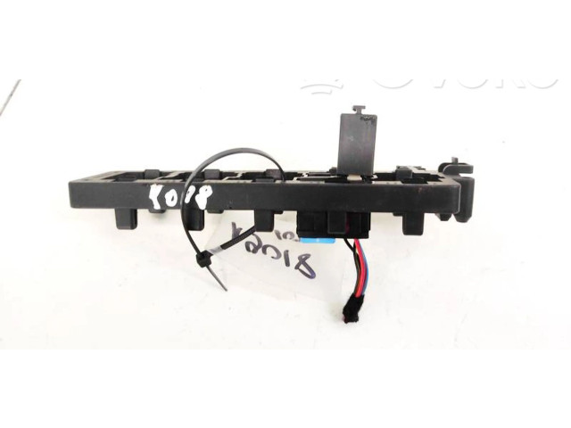 Блок предохранителей 1K1937503 Skoda Octavia Mk2 (1Z)