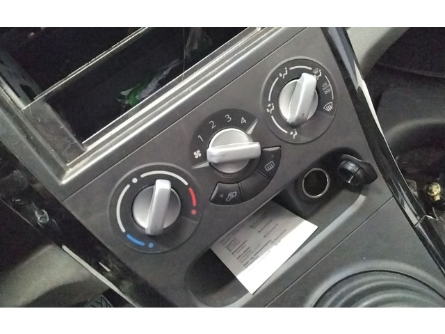 Блок управления климат-контролем 7440051K00EZR Suzuki Splash