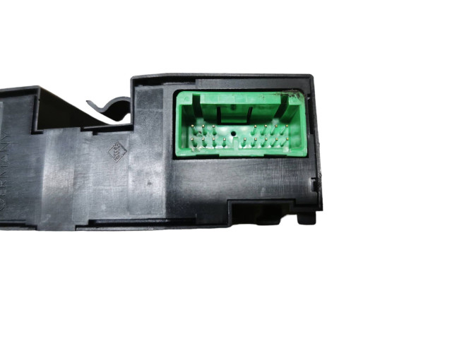 Блок управления P8691998, T26472897   Volvo XC90