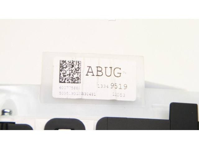 Панель приборов 13349519   Opel Meriva B       