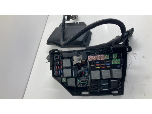 Блок предохранителей 6G9T14A390AF   Ford Galaxy    