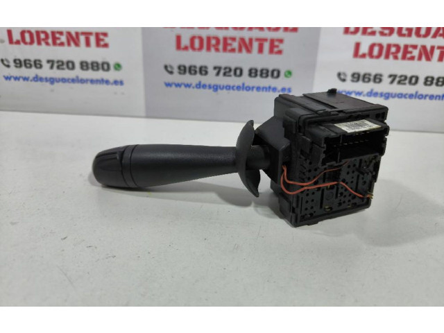 Ручка стеклоочистителей E10645650   Dacia Lodgy