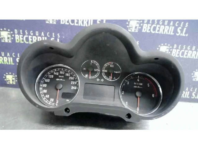 Přístrojová deska Alfa Romeo 147 2001 156071226, 110080304088