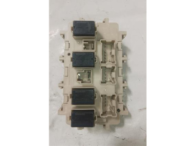 Pojistková skříňka Nissan X-Trail T32 2017