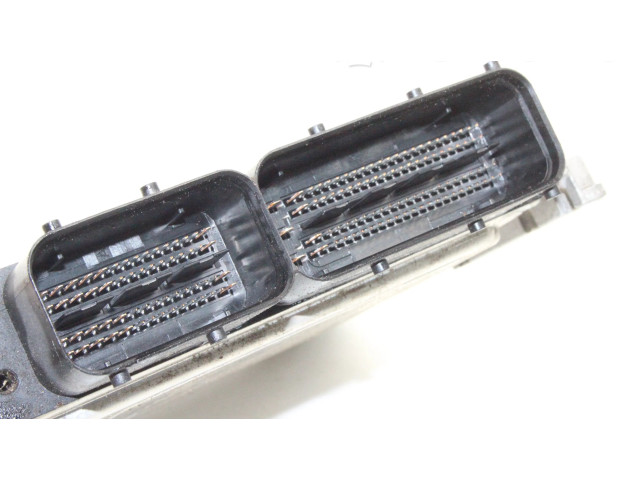 Řídící jednotka 670038150B, 0281033323 Maserati Quattroporte 2017