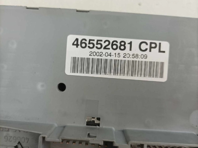   Pojistková skříňka 46552681, 46812228   Fiat Doblo 2006