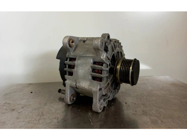 Генератор 03L903023A Audi A3 S3 A3 Sportback 8P