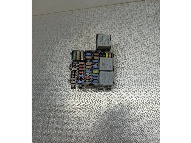 Блок предохранителей 1550204416 Renault Clio IV