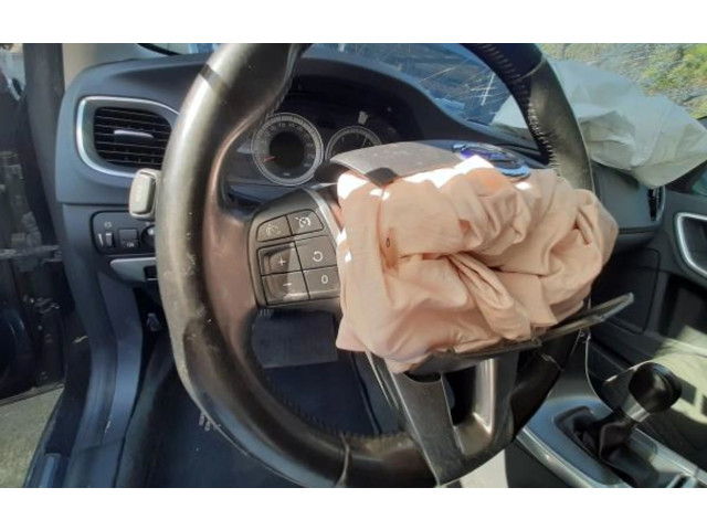 Руль Volvo V60  2011 - 2013 года       