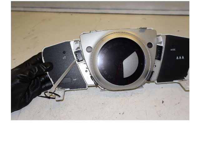 Přístrojová deska Toyota Urban Cruiser (XP110) 2009 83800-52W50