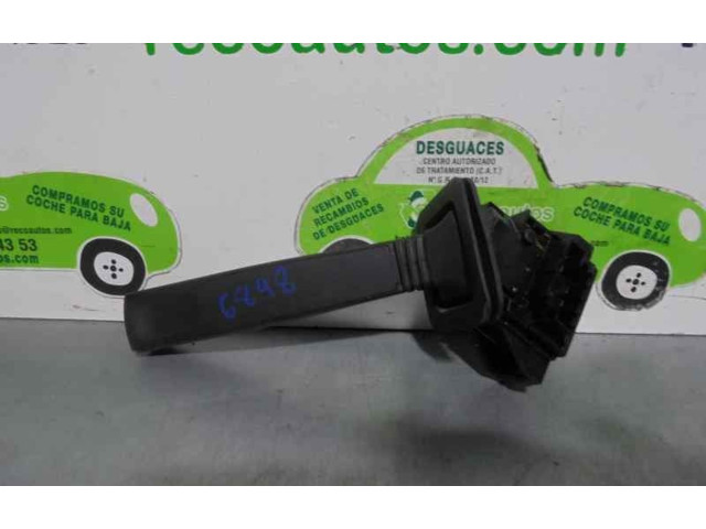 Ручка стеклоочистителей    Volvo 960