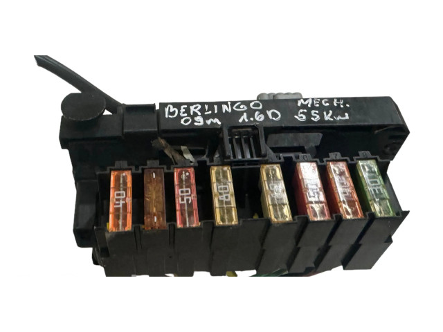   Pojistková skříňka 9664706180   Citroen Berlingo 2008