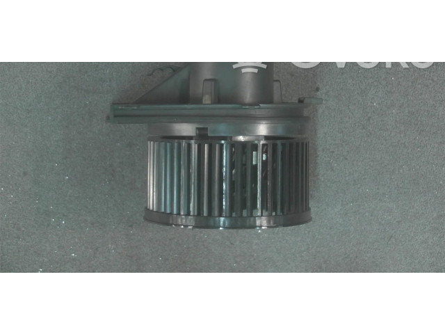 Вентилятор печки Skoda Octavia Mk1 (1U)