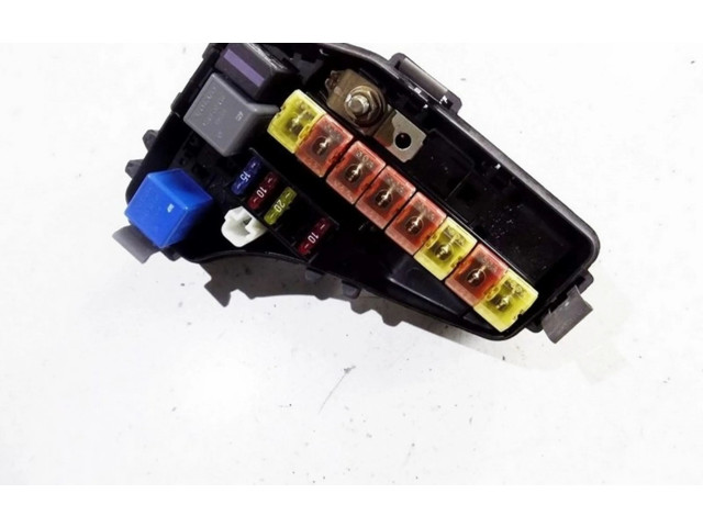 Блок предохранителей     Volvo S70  V70  V70 XC    