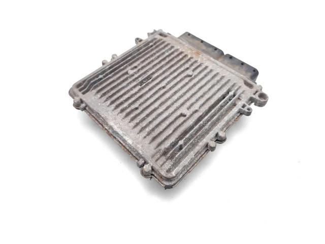 Блок управления двигателя P05094244AG, 0281012079 Jeep Commander