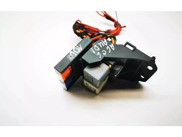 Pojistková skříňka 4F1937503, 8A0937530 Audi A6 S6 C6 4F 2006