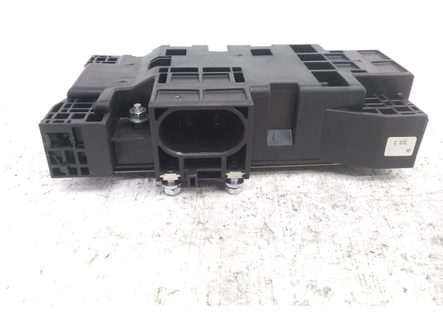 Блок предохранителей Mitsubishi Outlander